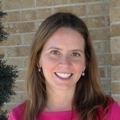 Headshot of Emily Greenspahn.