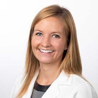 Headshot of Sara Pavitt.