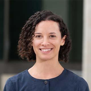 Headshot of Christina Roth.